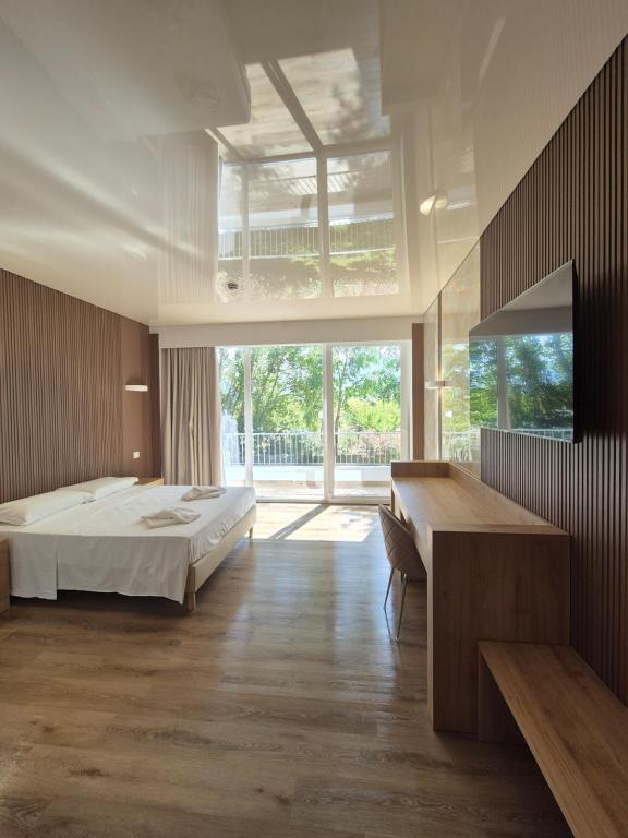 Arredamento Suite Hotel Dominicus: Camera doppia con letto matrimoniale